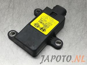 Used Anti-roll control sensor Kia Sportage (SL) 2.0 CVVT 16V 4x2 Price € 74,95 Margin scheme offered by Japoto Parts B.V.