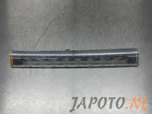 Używane Dodatkowe swiatlo stopu srodek Toyota Land Cruiser (J15) 2.8 D-4D 16V Cena € 120,94 Z VAT oferowane przez Japoto Parts B.V.