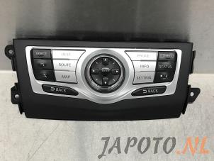 Usados Panel de control de navegación Nissan Murano (Z51) 3.5 V6 24V 4x4 Precio € 99,95 Norma de margen ofrecido por Japoto Parts B.V.