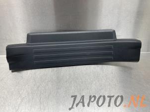 Usagé Bas de caisse droit Toyota Land Cruiser (J15) 2.8 D-4D 16V Prix € 36,24 Prix TTC proposé par Japoto Parts B.V.