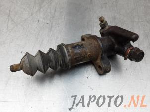 Used Clutch slave cylinder Daihatsu Terios (J2) 1.5 16V DVVT 4x2 Euro 4 Price € 34,95 Margin scheme offered by Japoto Parts B.V.