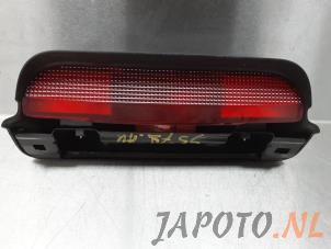 Usados Luz de frenos adicional centro Daihatsu Terios (J2) 1.5 16V DVVT 4x2 Euro 4 Precio € 24,95 Norma de margen ofrecido por Japoto Parts B.V.