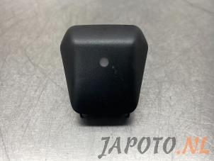 Used Light sensor Kia Carens IV (RP) 1.6 GDI 16V Price € 14,95 Margin scheme offered by Japoto Parts B.V.