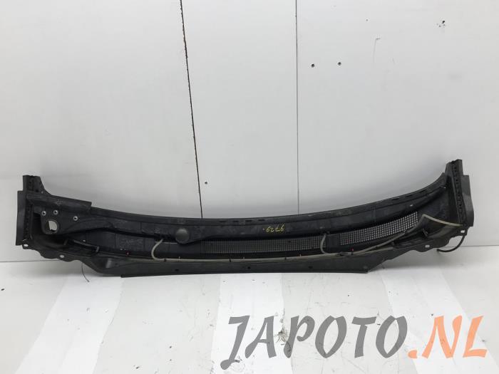 Cowl top grille from a Nissan Murano (Z51) 3.5 V6 24V 4x4 2008