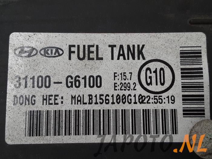 Tank from a Kia Picanto (JA) 1.0 12V 2017