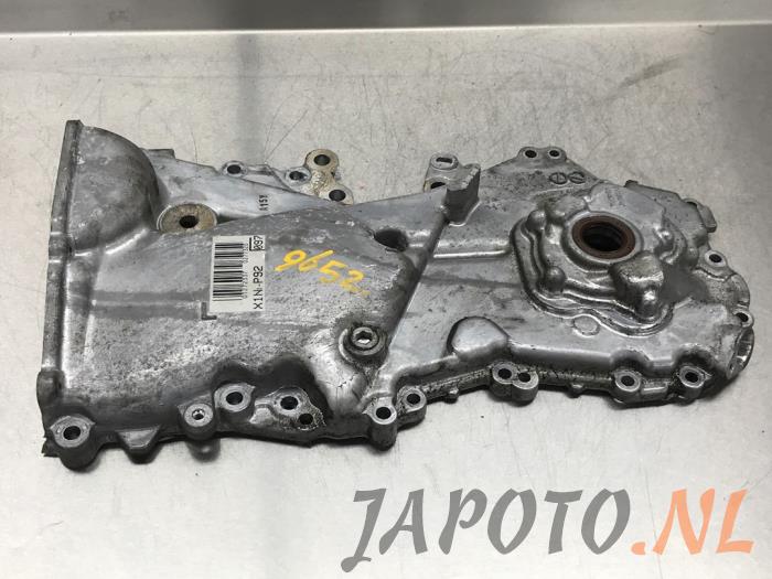 Usagé Couvercle de distribution Toyota Yaris III (P13) 1.5 16V Hybrid Prix € 73,45 Règlement à la marge proposé par Japoto Parts B.V.
