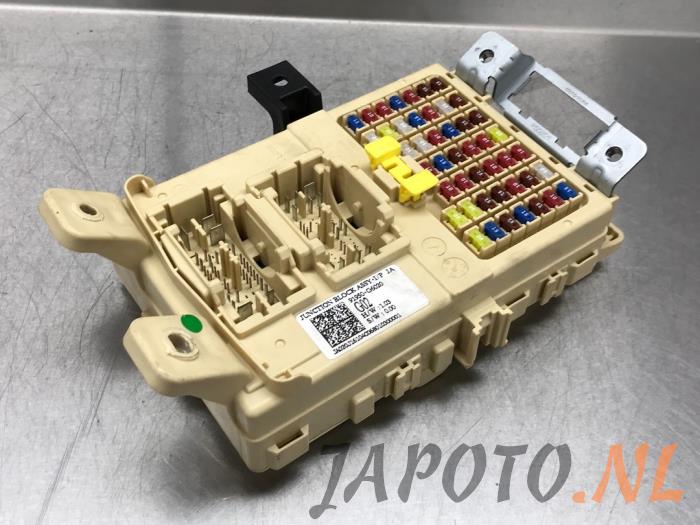 Kia Picanto 17 Boîtes à fusibles stock ProxyParts.fr