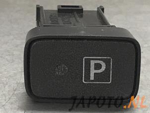 Used PDC switch Toyota Prius (ZVW3) 1.8 16V Price € 15,00 Margin scheme offered by Japoto Parts B.V.