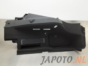 Usados Tapizado de maletero derecha Toyota Supra (DB) 3.0 GR Turbo 24V Precio € 124,95 Norma de margen ofrecido por Japoto Parts B.V.