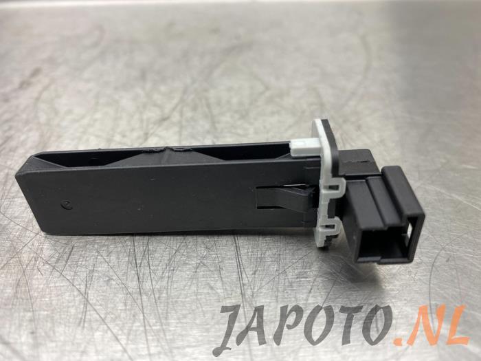 Begagnade Innetemperatursensor Toyota Supra (DB) 3.0 GR Turbo 24V Pris € 17,33 Marginaltabell erbjuds av Japoto Parts B.V.