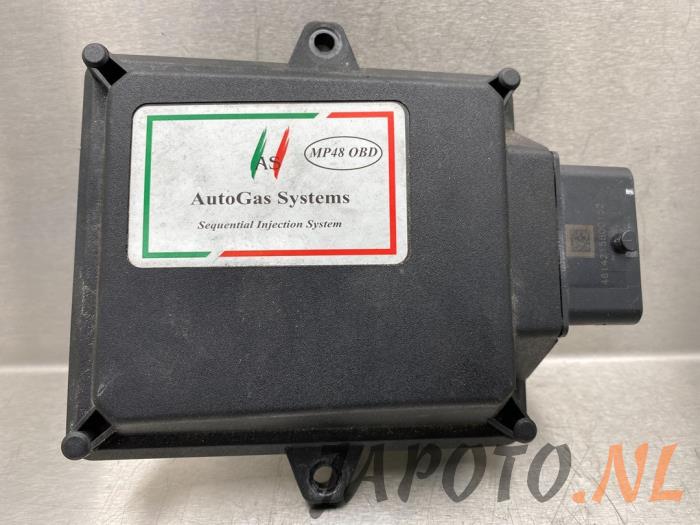 Usados Módulo GLP Nissan NV 200 Evalia (M20M) 1.6 16V Precio € 104,95 Norma de margen ofrecido por Japoto Parts B.V.