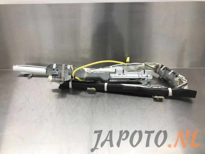 Używane Kurtyna prawa Toyota Land Cruiser (J15) 3.0 D-4D-F 16V Van Cena € 158,75 Z VAT oferowane przez Japoto Parts B.V.
