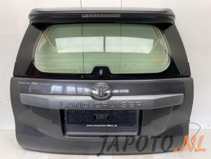 Używane Tylna klapa Toyota Land Cruiser (J15) 3.0 D-4D-F 16V Van Cena € 1.512,50 Z VAT oferowane przez Japoto Parts B.V.