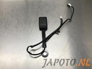 Used Front seatbelt buckle, right Nissan Note (E12) 1.2 68 Price € 14,95 Margin scheme offered by Japoto Parts B.V.