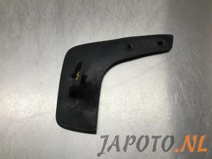 Used Mud-flap Nissan Note (E12) 1.2 68 Price € 10,00 Margin scheme offered by Japoto Parts B.V.