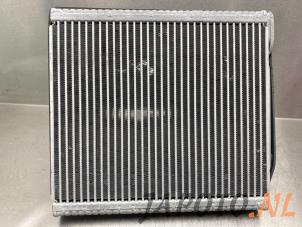 Używane Parownik klimatyzacji Kia Sportage (SL) 1.6 GDI 16V 4x2 Cena € 39,95 Procedura marży oferowane przez Japoto Parts B.V.