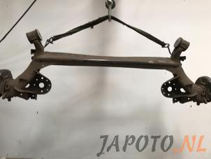 Usagé Arbre entraînement roue avant Kia Carens IV (RP) 1.6 GDI 16V Prix € 249,95 Règlement à la marge proposé par Japoto Parts B.V.