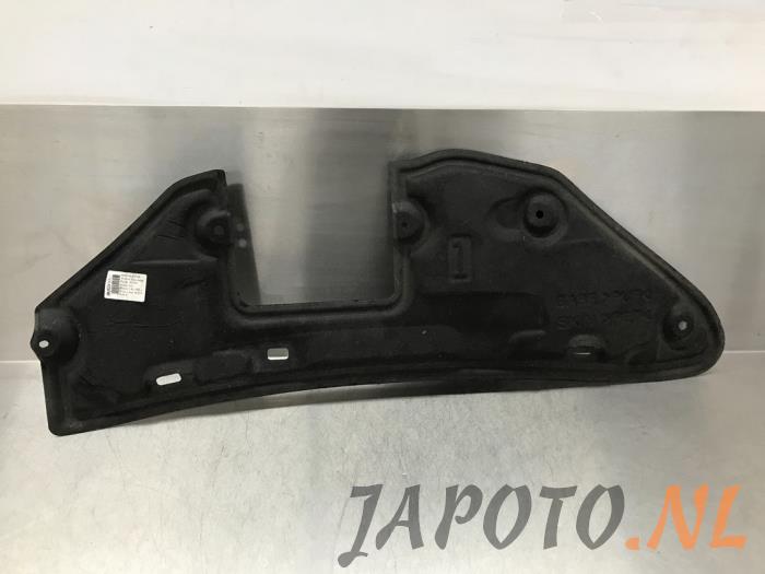Wygluszenie pokrywy silnika z Toyota Aygo (B40) 1.0 12V VVT-i 2018