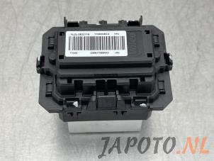 Usagé Résistance chauffage Toyota Aygo (B40) 1.0 12V VVT-i Prix € 19,95 Règlement à la marge proposé par Japoto Parts B.V.