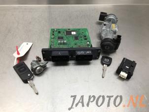 Usados Cerradura de contacto y ordenador Mazda 3 (BL12/BLA2/BLB2) 1.6i MZR 16V Precio € 199,95 Norma de margen ofrecido por Japoto Parts B.V.