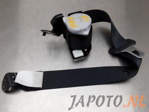 Used Rear seatbelt, left Mazda 3 (BL12/BLA2/BLB2) 1.6i MZR 16V Price € 34,95 Margin scheme offered by Japoto Parts B.V.