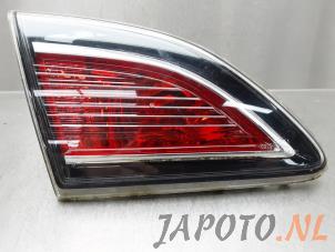 Usados Luz trasera izquierda Mazda 3 (BL12/BLA2/BLB2) 1.6i MZR 16V Precio € 29,99 Norma de margen ofrecido por Japoto Parts B.V.