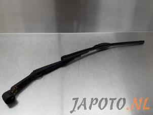 Used Front wiper arm Mitsubishi Space Star (A0) 1.0 12V Price € 14,99 Margin scheme offered by Japoto Parts B.V.