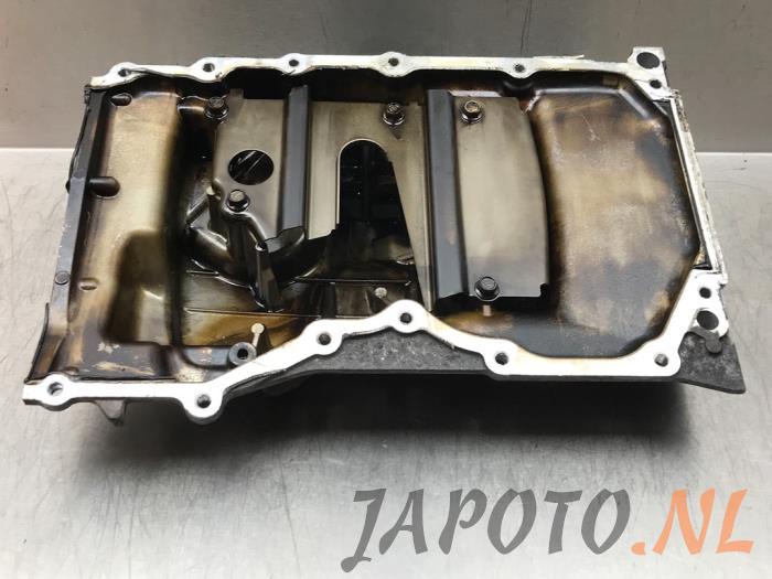 Usagé Couvercle carter Mazda 6 Sportbreak (GY19/89) 1.8i 16V Prix € 52,45 Règlement à la marge proposé par Japoto Parts B.V.