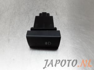 Gebrauchte Schalter Ssang Yong Rexton 2.7 Xdi RX/RJ 270 16V Preis € 9,99 Margenregelung angeboten von Japoto Parts B.V.
