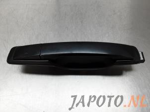 Used Rear door handle 4-door, right Ssang Yong Rexton 2.7 Xdi RX/RJ 270 16V Price € 14,99 Margin scheme offered by Japoto Parts B.V.