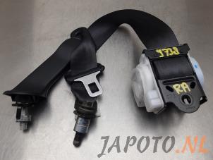 Used Rear seatbelt, right Honda Jazz (GD/GE2/GE3) 1.3 i-Dsi Price € 44,99 Margin scheme offered by Japoto Parts B.V.