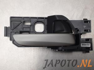 Used Rear door handle 4-door, right Honda Jazz (GK) 1.5 VTEC 16V Price € 14,95 Margin scheme offered by Japoto Parts B.V.