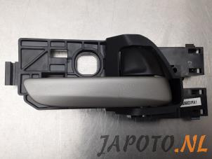 Used Front door handle 4-door, right Honda Jazz (GK) 1.5 VTEC 16V Price € 14,95 Margin scheme offered by Japoto Parts B.V.