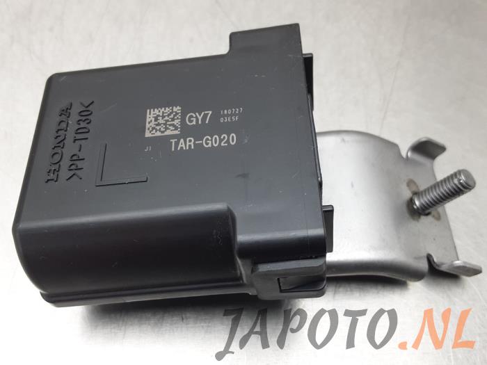 Używane Przekaznik Honda Jazz (GK/GP) 1.5 VTEC 16V Cena € 30,45 Procedura marży oferowane przez Japoto Parts B.V.