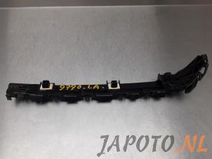 Used Rear bumper bracket, left Honda Jazz (GK) 1.5 VTEC 16V Price € 14,95 Margin scheme offered by Japoto Parts B.V.