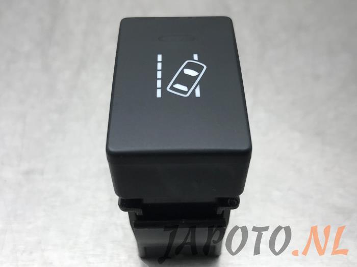 Używane Przelacznik Honda Jazz (GK/GP) 1.5 VTEC 16V Cena € 20,95 Procedura marży oferowane przez Japoto Parts B.V.