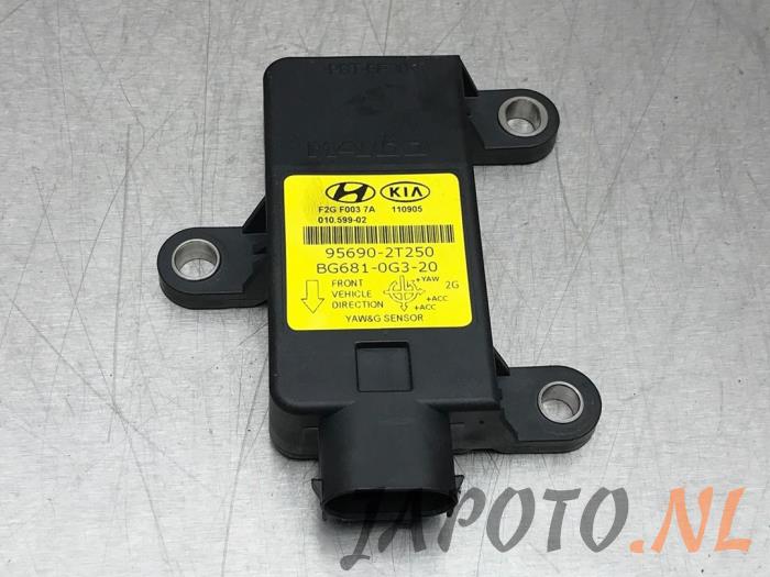 Begagnade Styrvinkelsensor Kia Rio III (UB) 1.2 CVVT 16V Pris € 26,20 Marginaltabell erbjuds av Japoto Parts B.V.