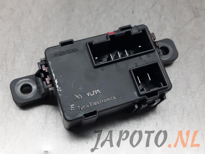 Begagnade Relä Kia Rio III (UB) 1.2 CVVT 16V Pris € 10,45 Marginaltabell erbjuds av Japoto Parts B.V.