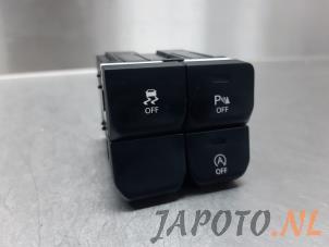 Gebrauchte Schalter Kia Rio III (UB) 1.2 CVVT 16V Preis € 14,95 Margenregelung angeboten von Japoto Parts B.V.