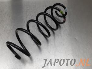 Used Rear coil spring Honda Jazz (GK) 1.5 VTEC 16V Price € 24,95 Margin scheme offered by Japoto Parts B.V.