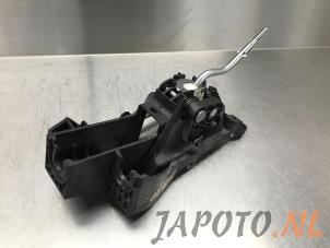 Used Gear-change mechanism Honda Jazz (GK) 1.5 VTEC 16V Price € 59,95 Margin scheme offered by Japoto Parts B.V.