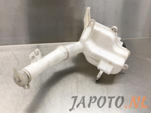 Used Front windscreen washer reservoir Mazda CX-7 2.3 MZR DISI Turbo 16V Price € 24,95 Margin scheme offered by Japoto Parts B.V.