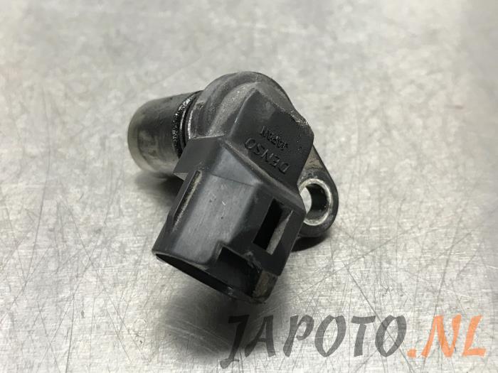 Begagnade Kamaxelsensor Toyota Corolla Verso (R10/11) 2.2 D-4D 16V Pris € 15,70 Marginaltabell erbjuds av Japoto Parts B.V.