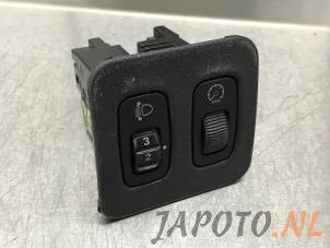 Usagé Commutateur lumière Mitsubishi Pajero Canvas Top (V6/7) 3.2 DI-D 16V Prix € 9,95 Règlement à la marge proposé par Japoto Parts B.V.