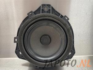 Used Speaker Kia Rio III (UB) 1.2 CVVT 16V Price € 14,95 Margin scheme offered by Japoto Parts B.V.