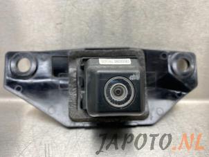 Usagé Caméra de recul Toyota Auris (E15) 1.8 16V HSD Full Hybrid Prix € 99,95 Règlement à la marge proposé par Japoto Parts B.V.
