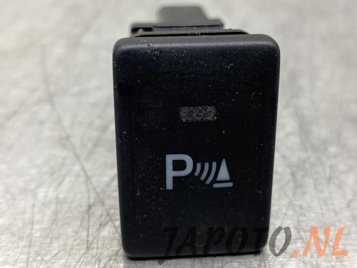 PDC switch from a Toyota Auris (E15) 1.8 16V HSD Full Hybrid 2010