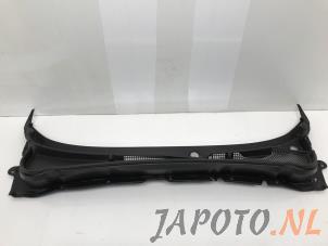 Used Cowl top grille Subaru Forester (SH) 2.0D Price € 39,95 Margin scheme offered by Japoto Parts B.V.