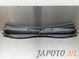 Used Cowl top grille Isuzu D-Max (TFR/TFS) 2.5 D Twin Turbo Price € 60,38 Inclusive VAT offered by Japoto Parts B.V.