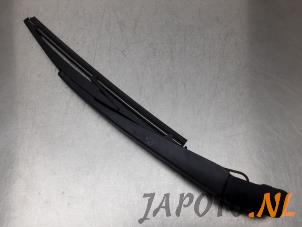 Used Rear wiper arm Mitsubishi ASX 1.8 DI-D HP MIVEC 16V Price € 14,95 Margin scheme offered by Japoto Parts B.V.